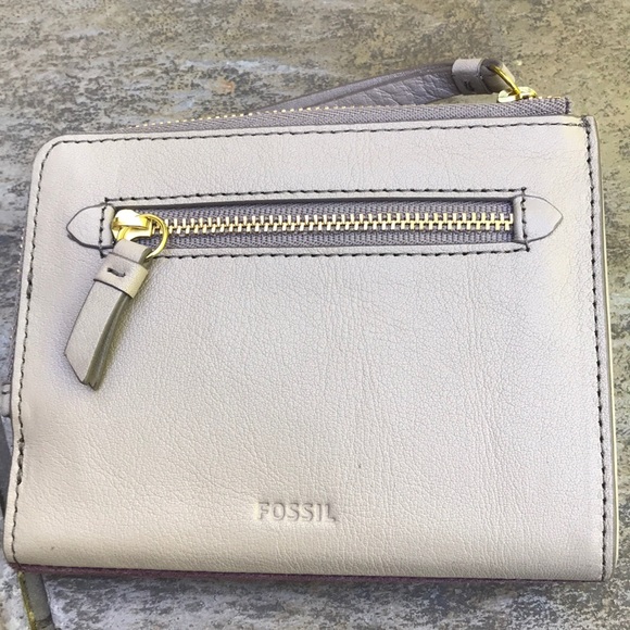 Fossil Wallet silver/white/grey/mauve Leather NWT - Picture 4 of 8